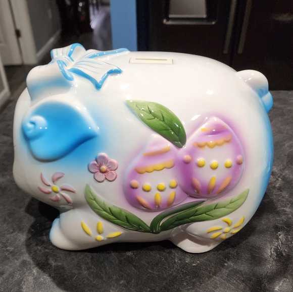 Piggy Bank - Picture 4 of 7